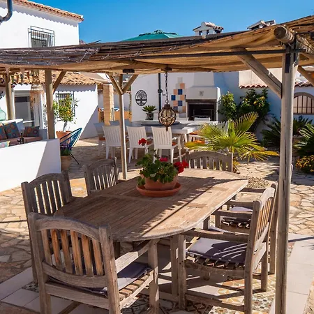 Casa Luna Bed and breakfast